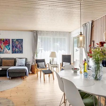 Soti - 350m From The Sea By Interhome בית נופש Bøtø By
